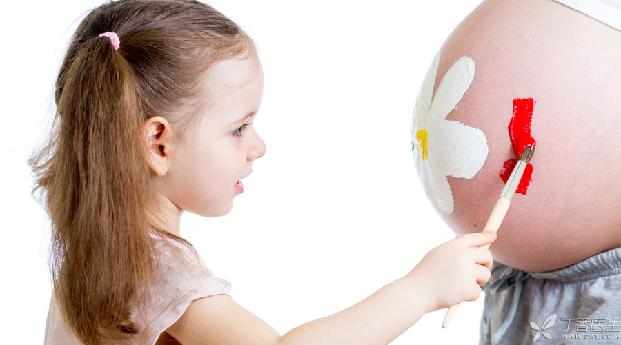 怀两胎不一样,怀一个孩子和两个孩子的肚子对比