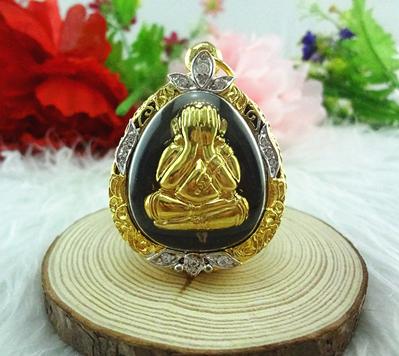 泰国平安佛牌图片的意义 (关于泰国佛牌你不知道的秘密)