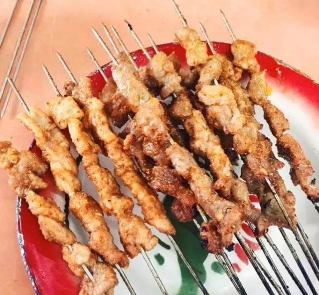 武汉青山的苍蝇馆子,武汉本地人吃的苍蝇馆子