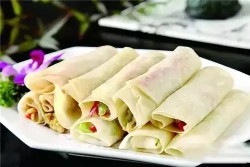 4月15日，大鸿寨将上演一场千人吃春的花草养生宴