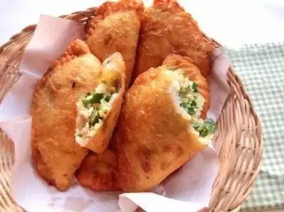 4月15日，大鸿寨将上演一场千人吃春的花草养生宴