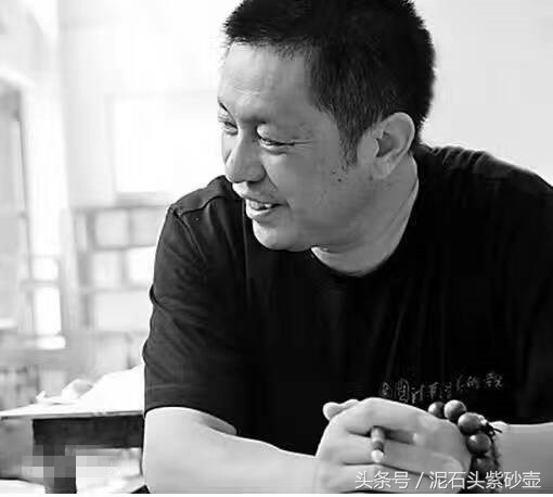 挥洒陶之艺──记陶瓷系教授博导泥石头平台艺术总监郑宁教授