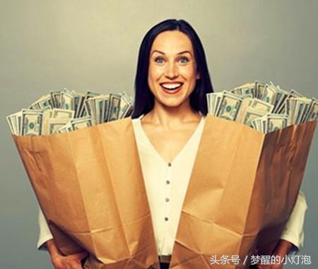 后肩膀痣相图解10大福痣,肩膀后痣相图解10大福痣