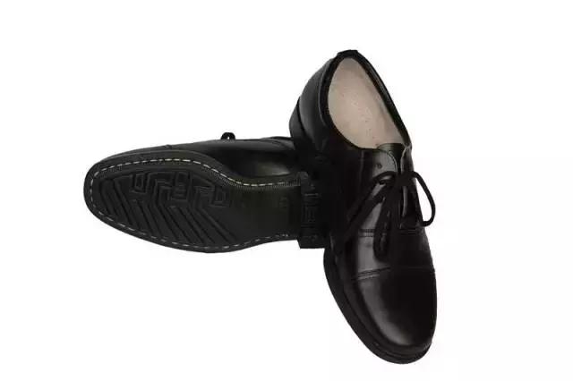 中国人的集体记忆图片,黄布胶鞋军鞋