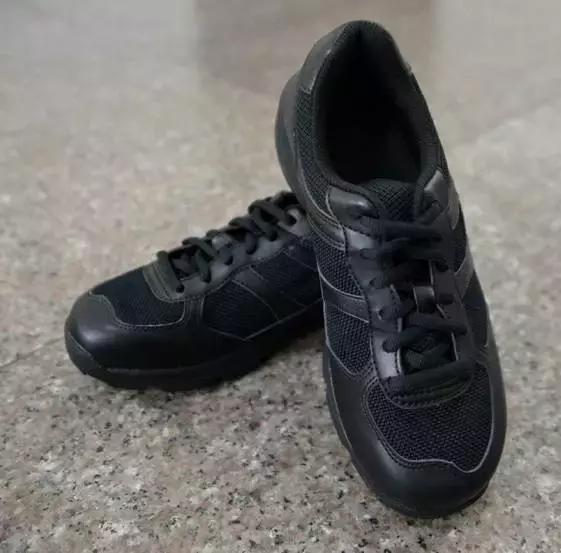 中国人的集体记忆图片,黄布胶鞋军鞋