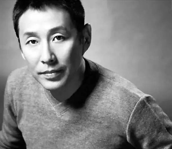 大长腿、六块腹肌，《人民的名义》中大叔居然都是跑步达人