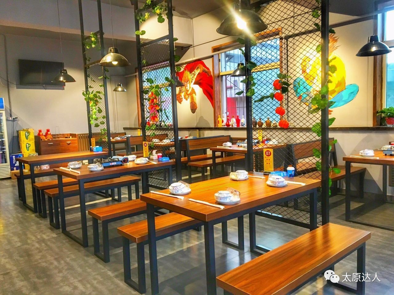 靠着这道菜这家店火了二十年,这个店只专注做一道菜却火了5年