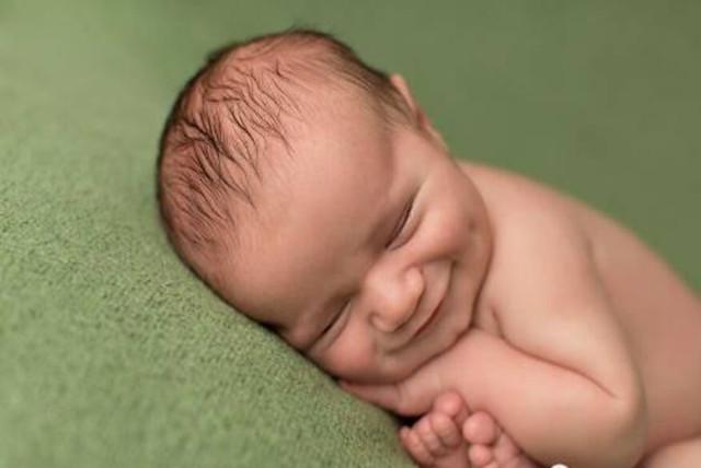 如何才是正确用吸奶器,吸奶器使用不当得乳腺炎