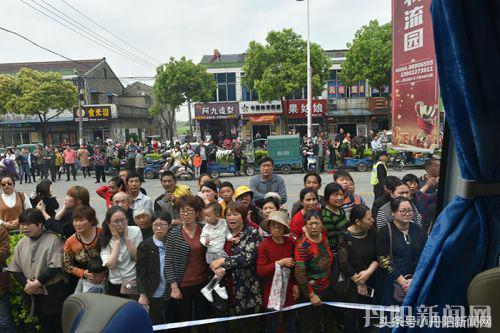各界人士送行,各界人士送别袁隆平