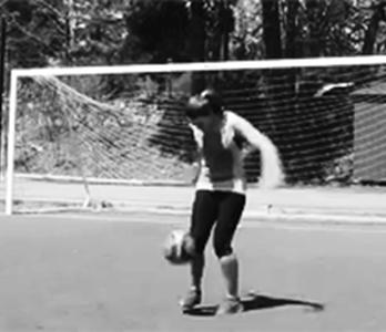 足球搞笑视频c罗把球框搬走,足球搞笑视频c罗梅西