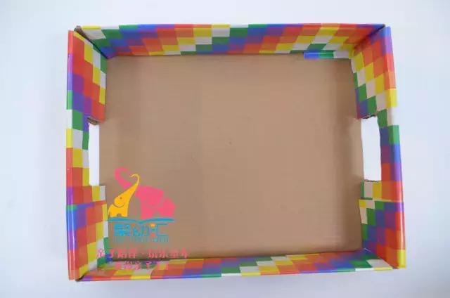 玩过手动的桌上足球,还没玩过用嘴吹的