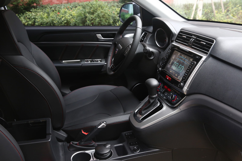 2017款哈弗h6红标2.0t智尚版评测,哈弗h62017款红标1.5t精英型油耗