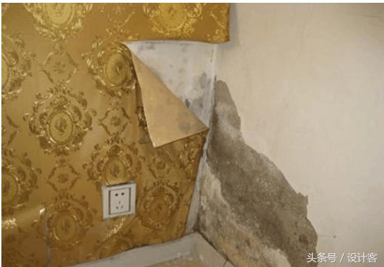 墙面总返潮抹水泥行吗,墙面经常返潮墙皮脱落