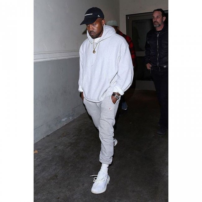 offwhite和ow什么关系,offwhite和aj4联名