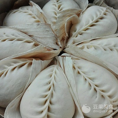 胶东白菜肉大包子#春天不减肥,夏天肉堆堆#