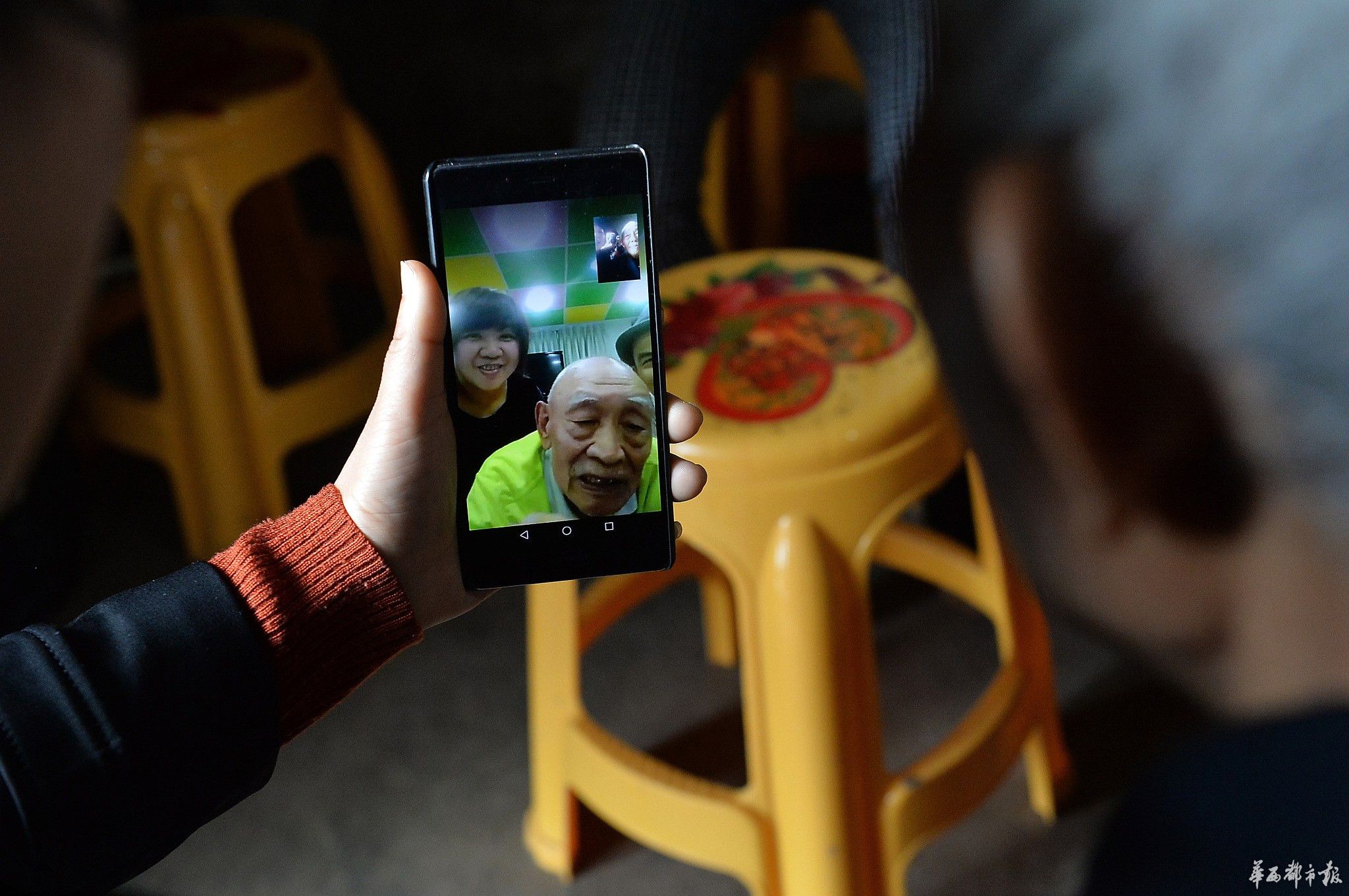 96岁台湾老兵离家70年盼回湘,纪录片102岁台湾老兵回家完整视频