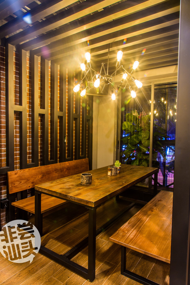 钢铁侠为什么不在地球,钢铁侠为什么不回地球