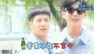 王嘉尔：耿直BOY和他的相爱相杀的男人们