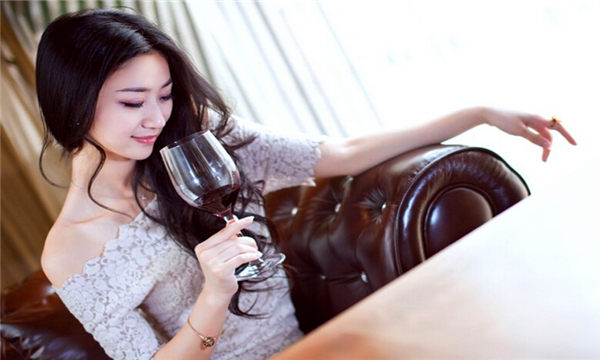 喝了这么多年白酒你真的喝对了吗,喝了这么多年红酒你真的会喝吗