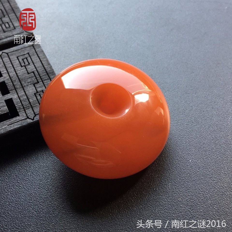 南红雕件为什么又小又贵,南红雕刻什么题材最合适