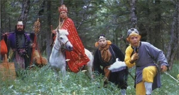 “老母”驾鹤西游去，五圣归真东土来