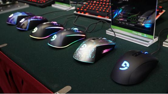 火爆新品富勒,富勒发布会