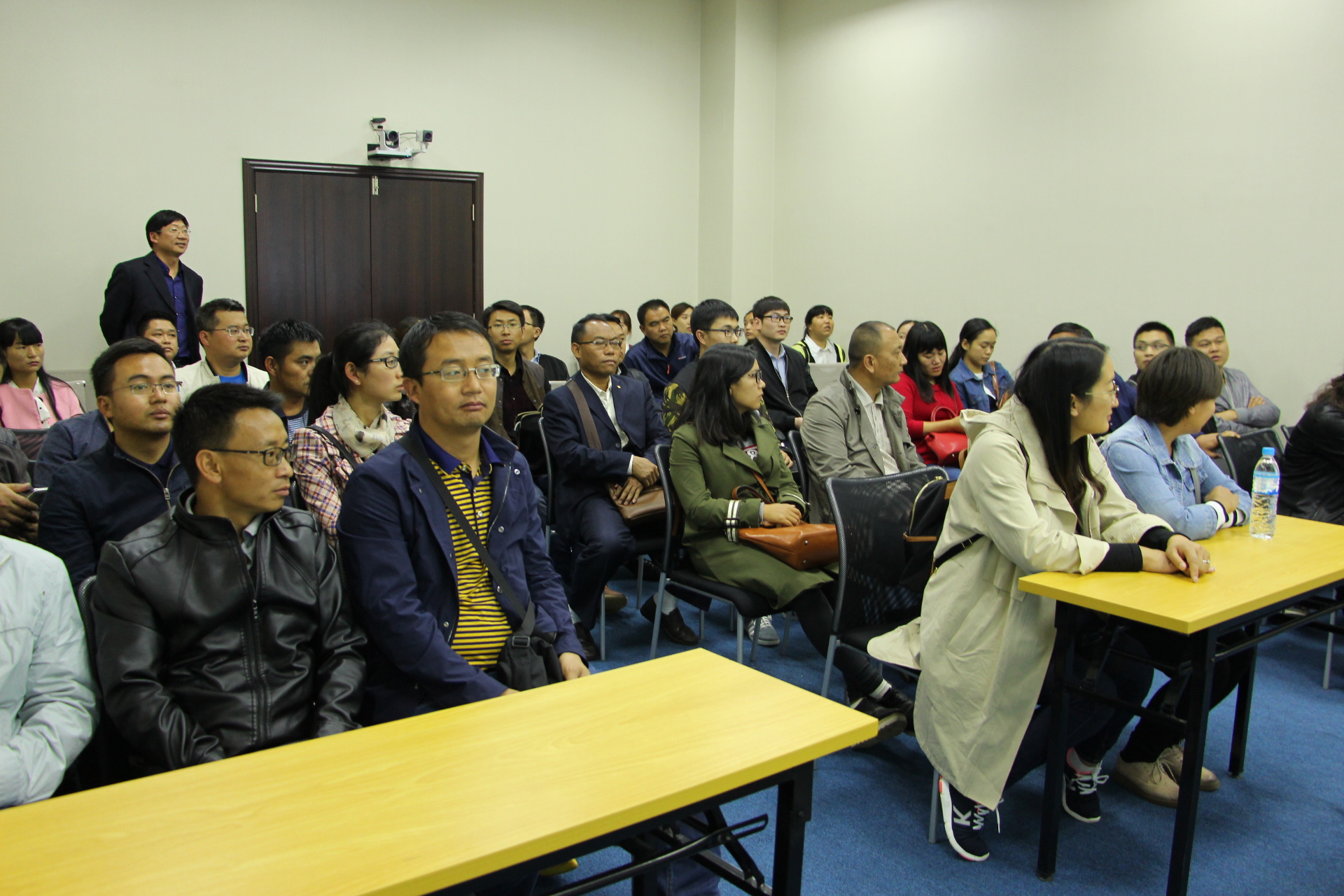 省委*党**校副处级干部就互联网+政务工作赴云南掌赢天科技考察学习