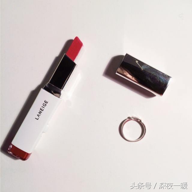 口红你这粘人的小妖精，深感大家对口红真是爱的深沉啊