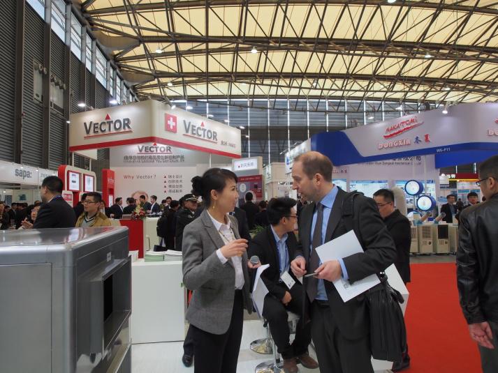 分享速度与激情——恩科Enchoy系列新品亮相2017制冷展