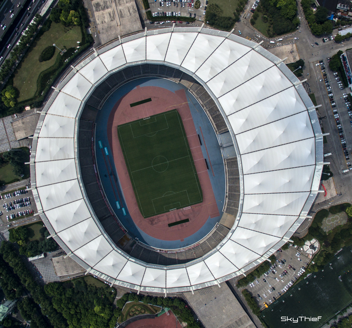 经典的上海十大建筑,上海标志性建筑大圆球