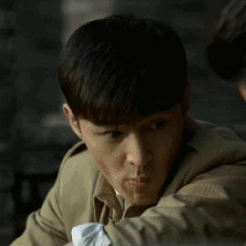 男神故意暴饮暴食吃胖装丑,帅哥吃相难看