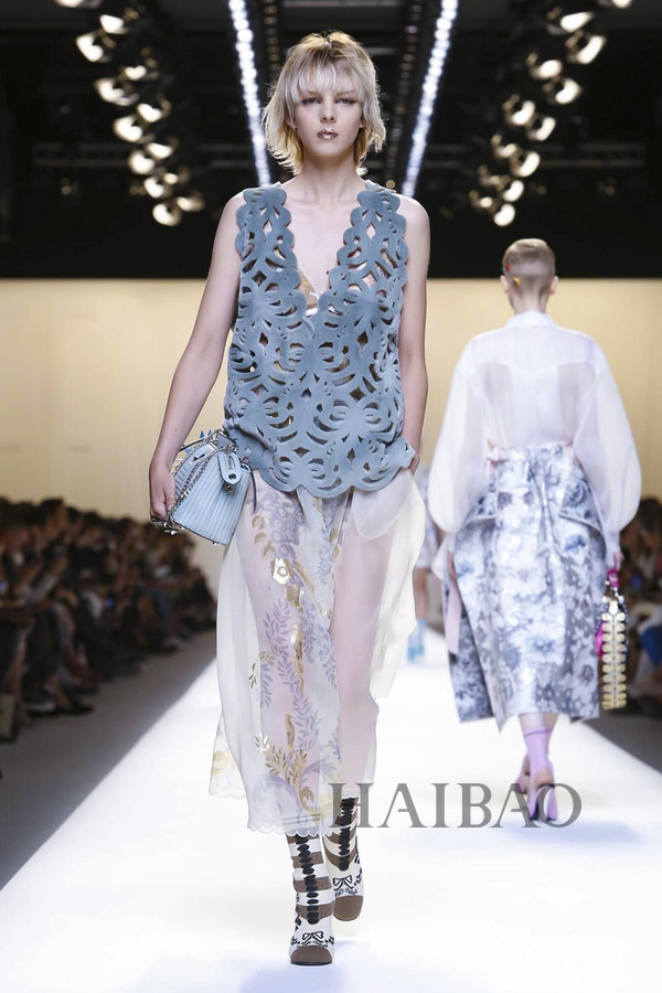 方媛的天王嫂之路,方媛为什么能成为天王嫂