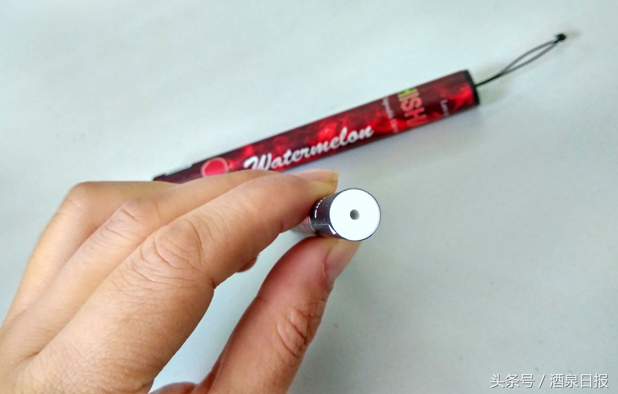 果味*子烟电**“潜入”酒泉中小学校园