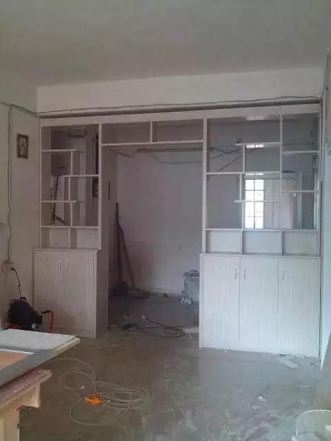 客厅顶有异形横梁怎么办,房子有横梁怎么化解