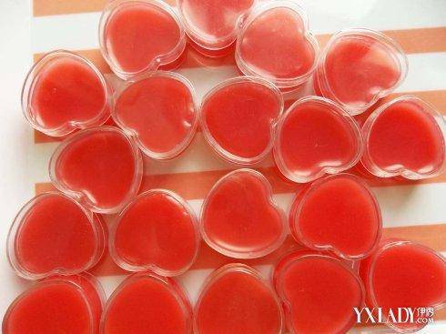 口红该怎么挑选,口红怎么挑选才正确