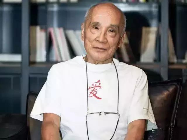 草间弥生跨界玩室内设计，你敢住进这样扎眼的房间吗？！