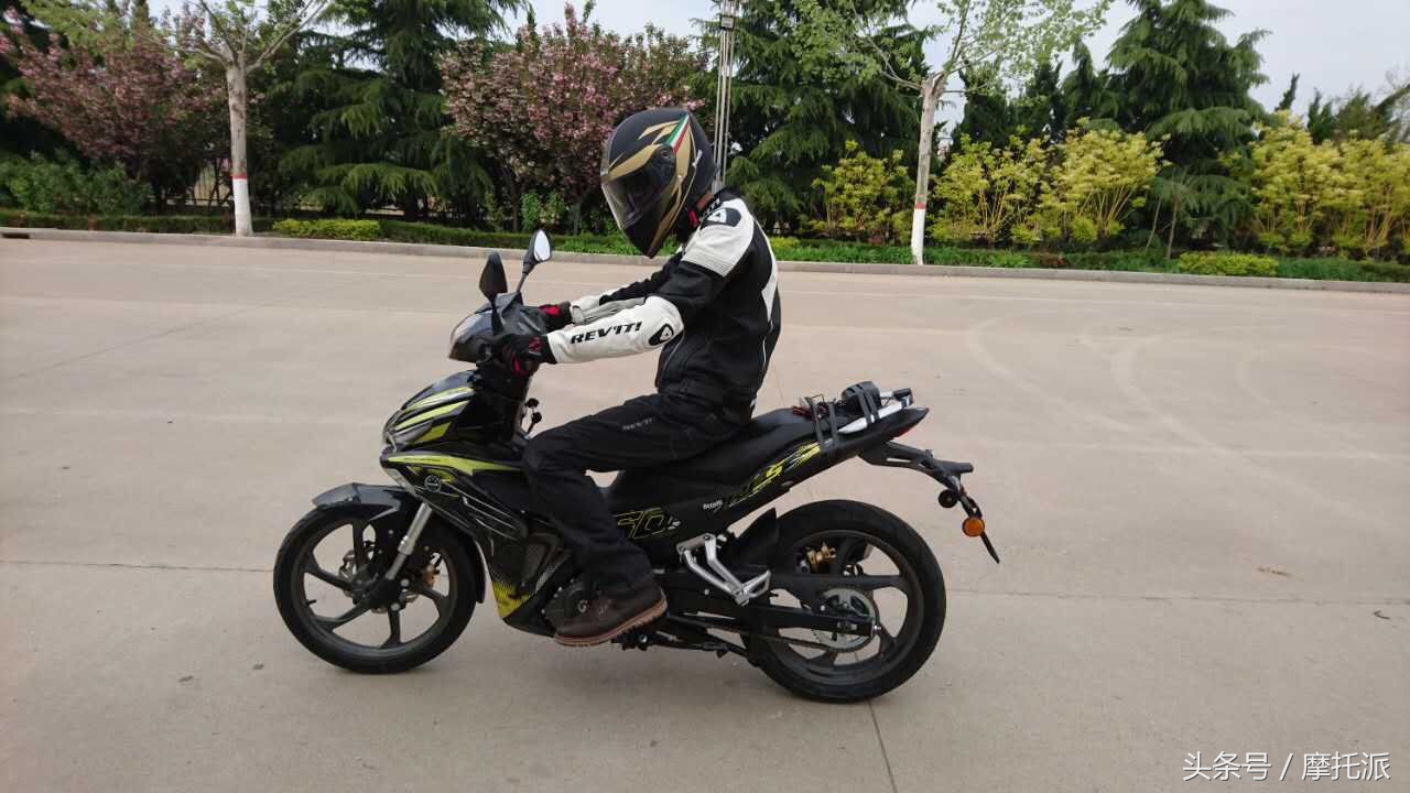 贝纳利2019款rfs150i,贝纳利rfs150i测评