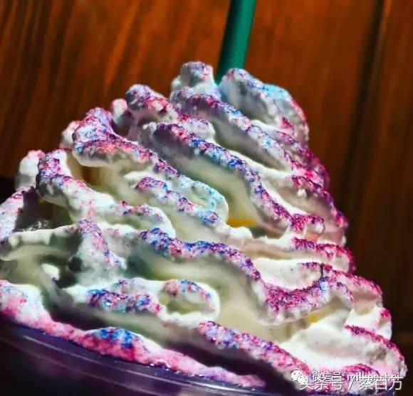 星巴克独角兽星冰乐所走的网红之路，淘宝崂山白花蛇草水发来贺电