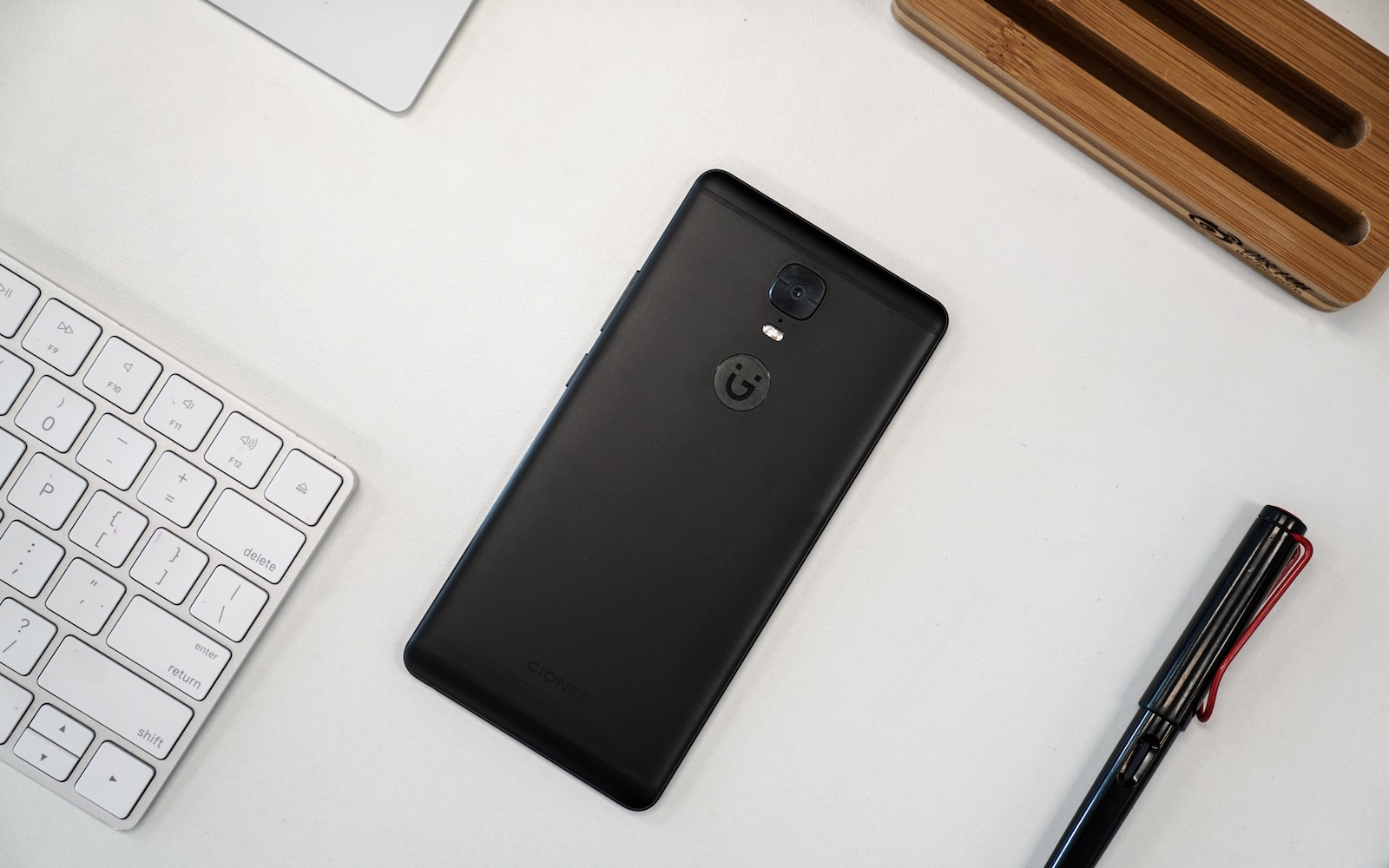 金立m6splus与金立m6plus的区别,金立m6splus指纹失灵