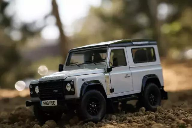 一辆路虎200万,路虎一百多万的