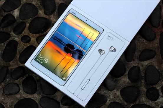 更简洁智能的操作系统EMUI5.0给你流畅体验