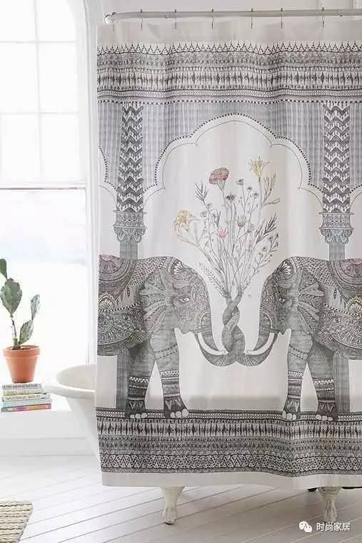 自从卫生间有了浴帘,浴帘太轻了洗澡怎么处理