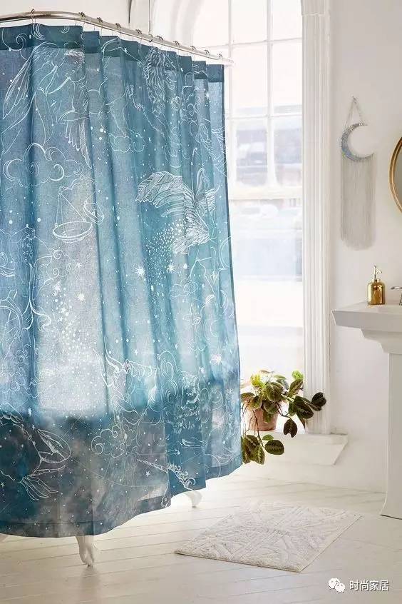 自从卫生间有了浴帘,浴帘太轻了洗澡怎么处理