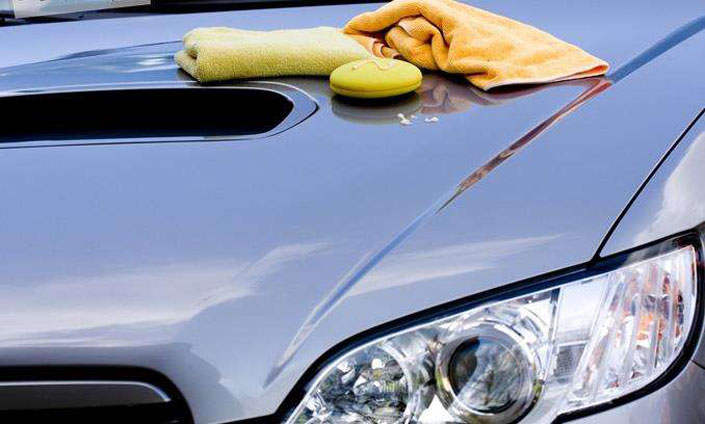 打蜡的车漆用什么蜡好,新车打蜡怎么选择车蜡