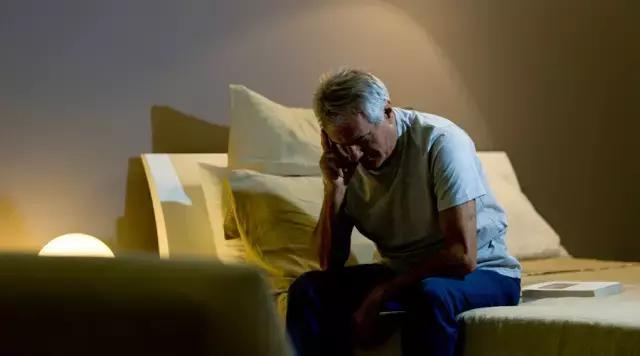 睡觉醒了起床头晕是怎么啦,早晨一起床就头晕是何因