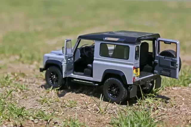 一辆路虎200万,路虎一百多万的