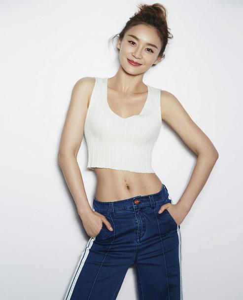 袁姗姗如何练成马甲线条,袁姗姗腹部训练动作大全