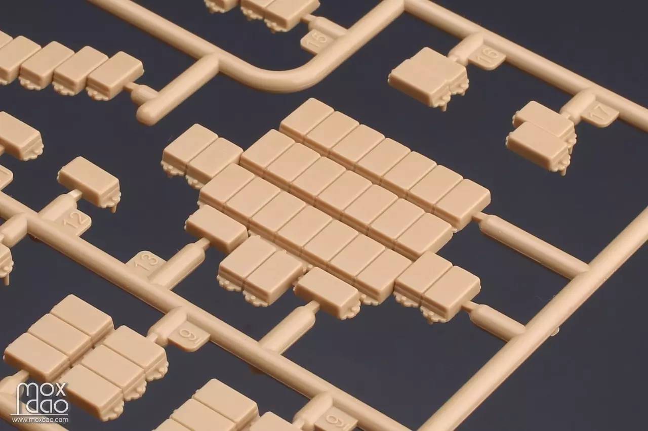 MENG出品的俄罗斯BMR-3M装甲扫雷车｜板件开盒