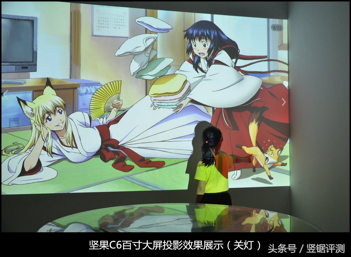 坚果c6投影流明,极米z4x和坚果c6投影哪个好