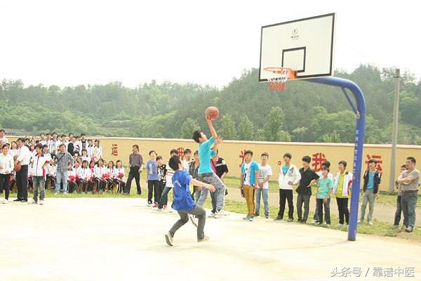 脖子扭了怎么办一动就疼,脖子扭了怎么办热敷